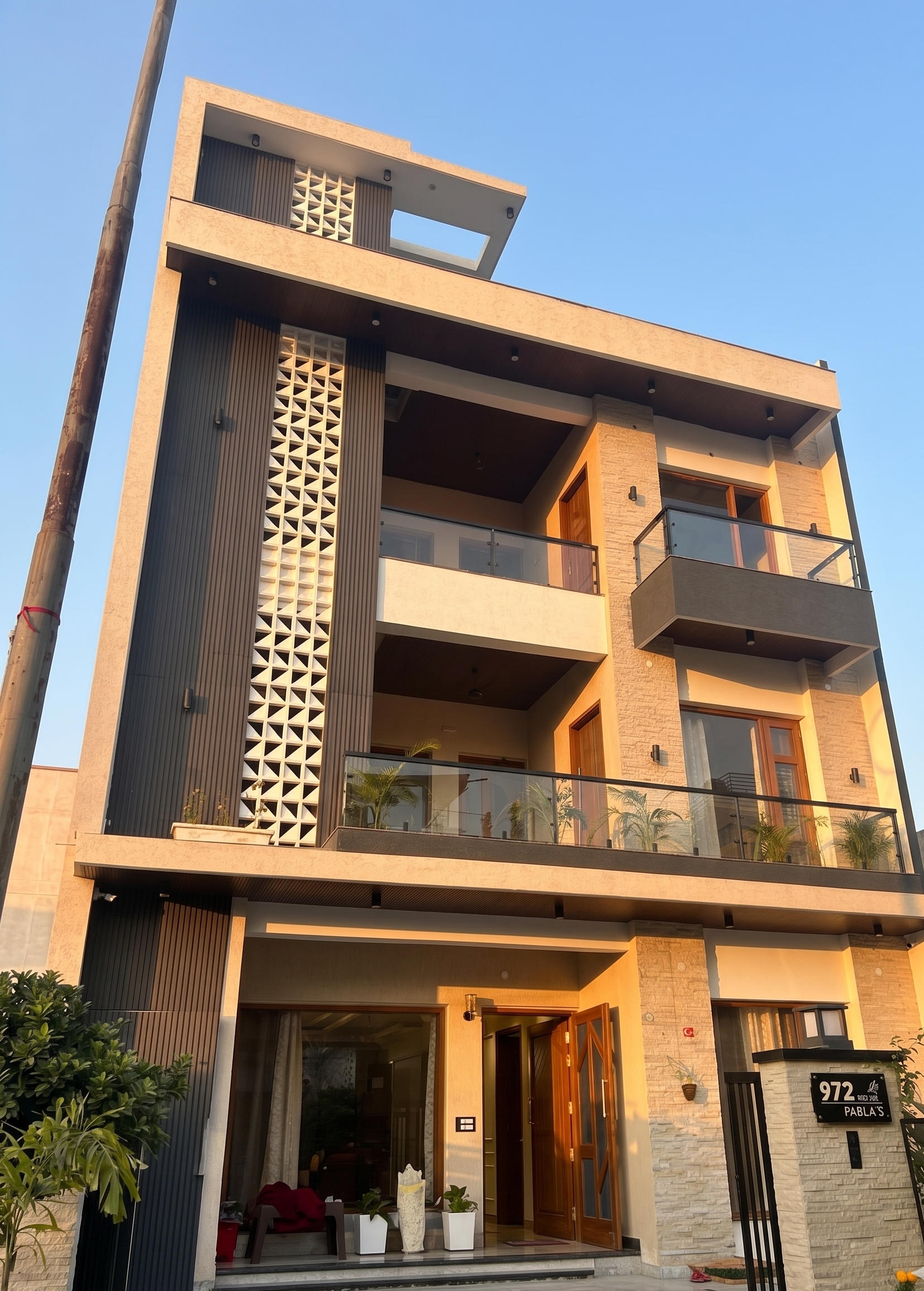 200 SQYD RESIDENCE TDI